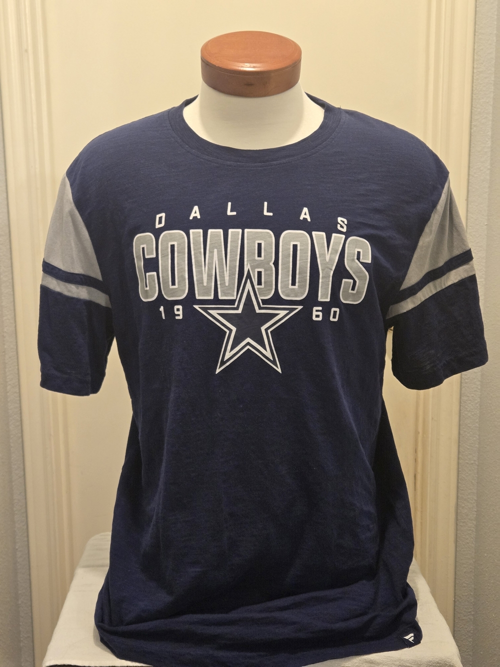 NFL Dallas Cowboys Navy and Gray Graphic Tee,XL